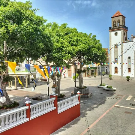 Apartamento El Reloj 2 شقة *